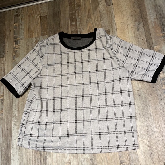 Tops: sm-lrg - Yaya, Zara, Suzy Shier, lucky brand - Picture 4 of 16